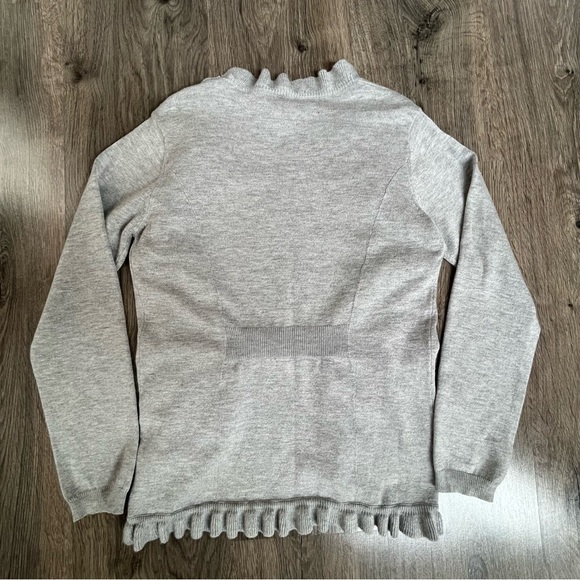 Girls ruffled gray cardigan. - Picture 3 of 6